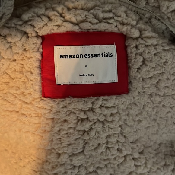 Water Resistant Long Sleeve Longer Length Parka wFaux Fur Trim Hood - Picture 6 of 6